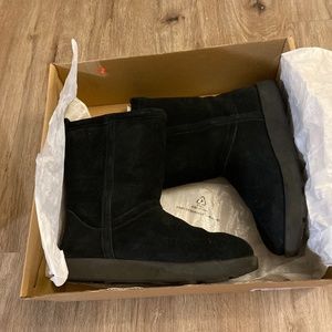 UGG Classic Short Waterproof Black Boots - Size 7.5